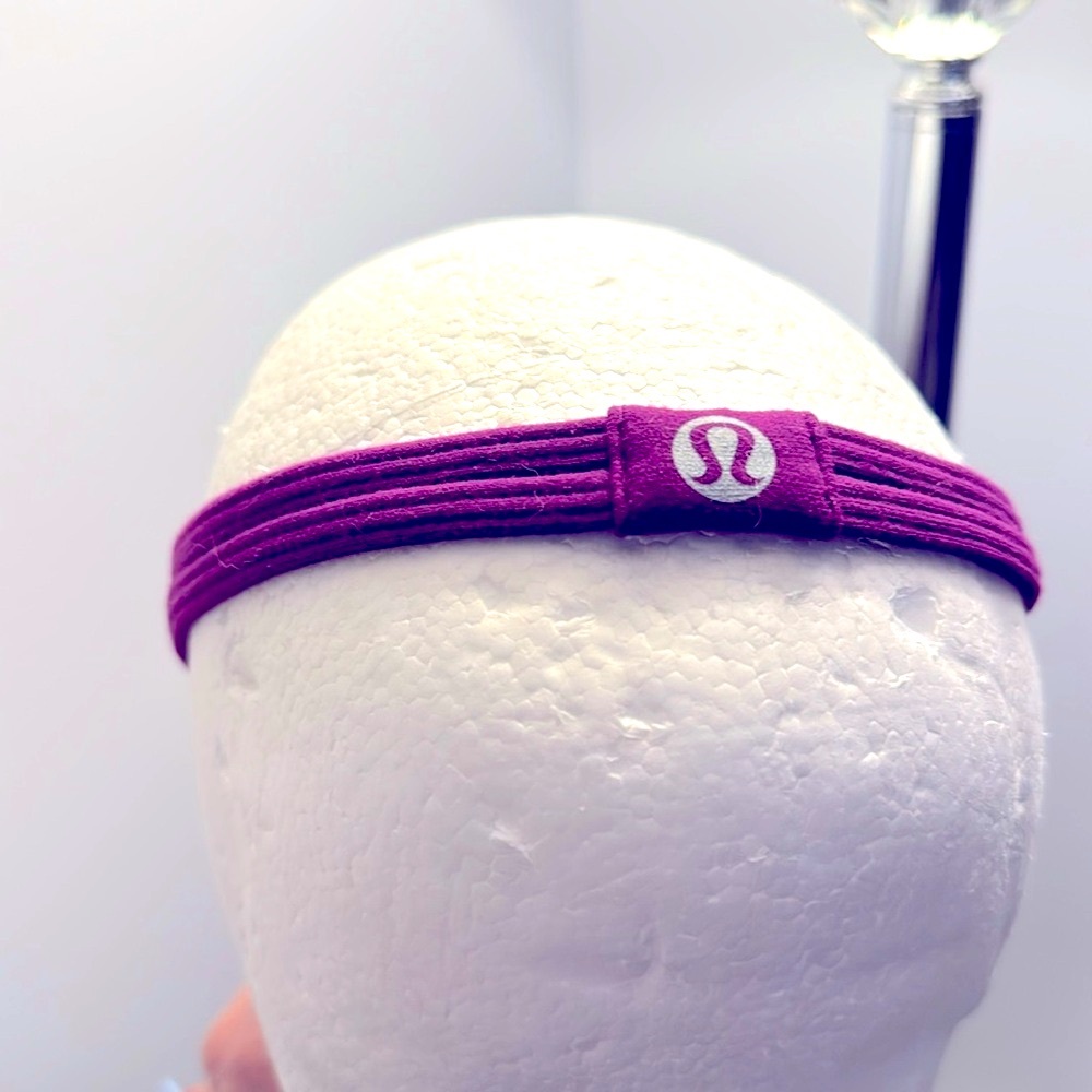 Lululemon DANCE! RARE VINTAGE Headband in Chilled Grape
